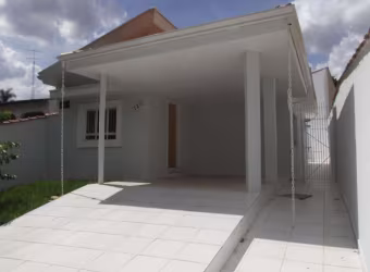 Imperdível oportunidade: Casa à venda em Itu-SP, bairro Brasil - 2 quartos, 1 sala, 2 banheiros, 2 vagas, 110m². Venha conferir!