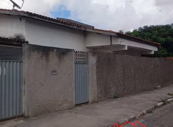 Aluguel de Casa Espaçosa com 3 Quartos na Cidade Nova, Feira de Santana-BA: Confira!