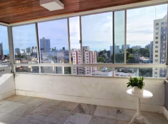 3 Quartos - 140 m² - Varanda - Armários - Quarto de Serviço - 2 Vagas de Garagem