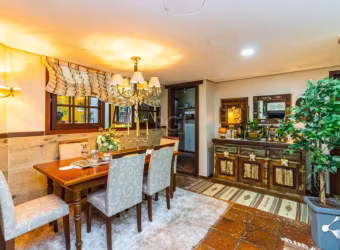 Casa em condomínio, 3 suítes, 3 vagas de garagem, bairro Ipanema, Porto Alegre/RS &lt;BR&gt;  &lt;BR&gt;Excelente casa em condomínio no bairro Ipanema. Com  3 suítes, escritório que pode ser transform