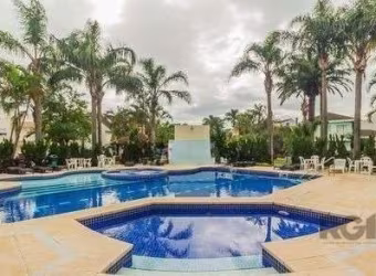 Ótimo e amplo sobrado no bairro Ecoville, no Condomínio Parque Iguaçú, com 2 pavimentos, de 144m² privativos, de 3 dormitórios e 3 vagas. Possui no andar térreo: Living amplo para 2 ambientes com sala