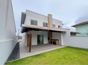 Sobrado com 1 suíte mais 2 dormitórios a venda em Indaial