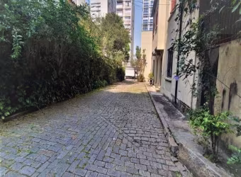 Sobrado para Locação em São Paulo, Higienópolis