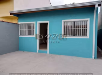 Casa para locação e venda. 3 dormitórios (1 suíte), quintal, área gourmet – Locação: $2950 – Venda: $595.000 – Nova Atibaia