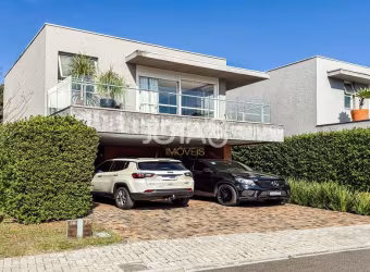 Casa 3 suites no Grand Garden - J8Imoveis