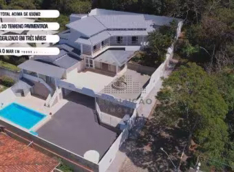 Linda Mansão com 5 Dorms - Ponta de Baixo - São José/SC