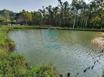 Chácara em Meio a Natureza com Lagoa e Terreno de 3.700m² à venda em Tijucas/SC