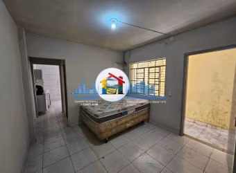 Casa térrea com 1 dormitório, sala e cozinha em Americanópolis