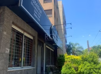 Maravilhosa CASA COMERCIAL, ALUGADA em contrato de 5 anos! R$ 12.000,00 de locação ÓTIMO INVESTIMENTO!!! &lt;BR&gt;Em perfeito estado de conservação, reformada,, com mais de 250m² excelente localizaçã