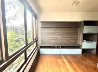 Apartamento 03 dormitorios com 1 suite e spilt . bairro Santana a 3 minutos do Hospital de Clinicas.&lt;BR&gt;&lt;BR&gt;Living Amplo para 3 ambientes frente orientacao Leste, piso Tabuao, Split , cozi