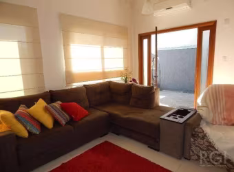 Casa Condominio para Venda - 119.3m², 4 dormitórios, sendo 4 suites, 2 vagas - Mario Quintana