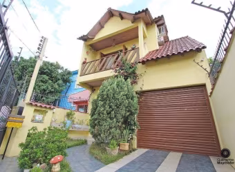 Casa para Venda - 165m², 3 dormitórios, sendo 1 suites, 2 vagas - Medianeira