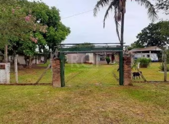 Casa para Venda - 400m², 2 dormitórios, sendo 2 suites, 9 vagas - Itapuã