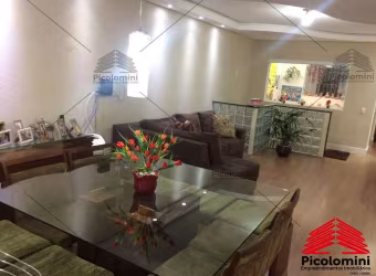 Imperdível casas à venda em São Caetano do Sul-SP, bairro Santa Paula: 3 quartos, 2 suítes, 2 salas, 4 banheiros, 15 vagas, 340m²!