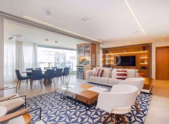 Apartamento à venda no Habitarte Brooklin, 189m² 3 suítes 3vagas mobiliado