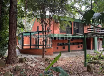 Casa 743m² com 4 suítes - 6 vagas - Chácara Flora