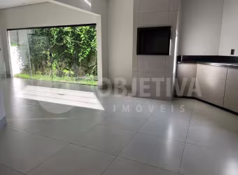 Casa para aluguel, 3 quartos, 1 suíte, 2 vagas, JARDIM COLINA - UBERLANDIA/MG