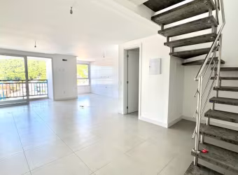 Excelente Apartamento Duplex com 1 suíte e 1 vaga de garagem no bairro João Paulo/ Florianópolis.