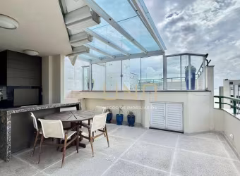 Cobertura Duplex Exclusiva no Coração da Cidade  Vista Beira-Mar