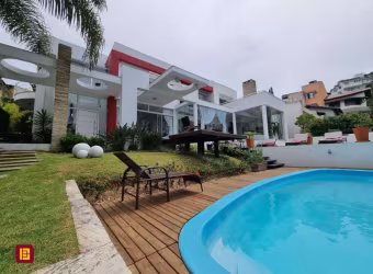Casa Residencial em Centro