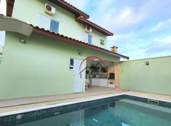 Sobrado com 4 dormitórios à venda, 189 m² por R$ 880.000,00 - Bal São João Batista - Peruíbe/SP