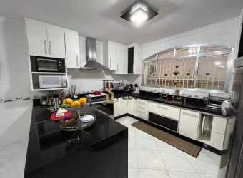Casa Alto Padrão à venda | 450m² | 4 dormitórios | 4 suítes | piscina | 8 vagas - Alto de Santana - São Paulo/SP