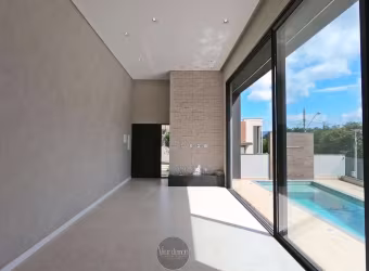 Casa nova com 3 suites e piscina no Mosaico Essence