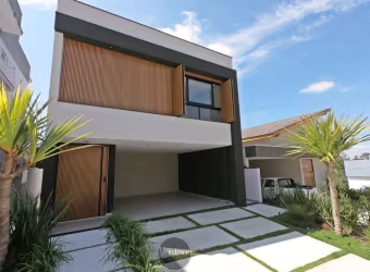 Casa nova com 3 suites e piscina no Bella Citta