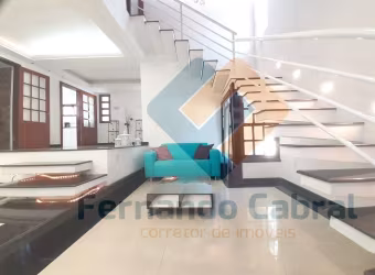 Casa à venda em Pendotiba, alto luxo com quatro quartos.