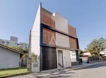 PRÉDIO COMERCIAL COM 651 M²,  NO CENTRO COM  ESTACIONAMENTO E ELEVADOR.