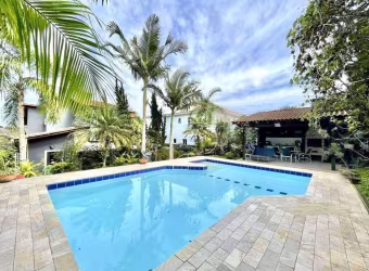 Casa com 4 dormitórios à venda, 380 m² por R$ 1.950.000,00 - Granja Viana - Carapicuíba/SP