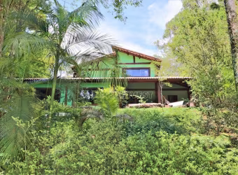 Casa em condomínio na Granja Viana!!!