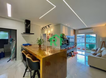 Apartamento à venda na Praia do Tombo  I Rocha Imóveis Guarujá.