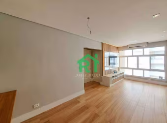 Apartamento à Beira Mar, 2 Dormitórios (1 Suíte), 1  Vaga, Praia da Enseada - Guarujá/SP