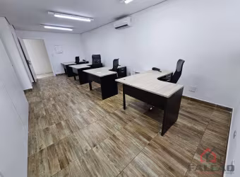 Sala comercial com 3 salas para alugar na Brás Cubas - até 105 - lado ímpar, 37, Centro, Santos por R$ 2.300