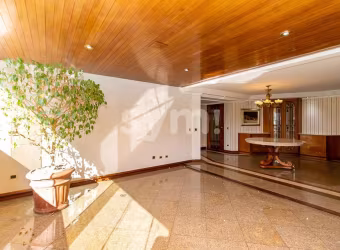 Apartamento com 5 quartos à venda na Avenida Sete de Setembro, 6383, Água Verde, Curitiba por R$ 3.350.000