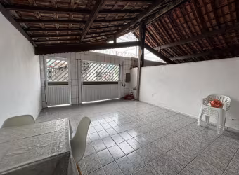 Casa com 2 dormitórios à venda, 82 m² por R$ 360.000,00 - Mirim - Praia Grande/SP