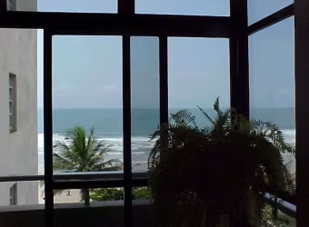 Apartamento em Pitangueiras  -  Guarujá