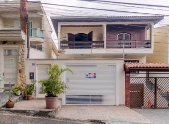 Sobrado para venda com 3 quartos, 273m²