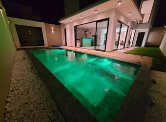 Casa - Padrão, para Venda em Uberlândia/MG