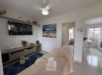 Apartamento quadra mar em Praia de Leste