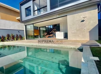 Casa de alto padrão à venda, 355 m² Condomínio Alphaville Nova Esplanada IV