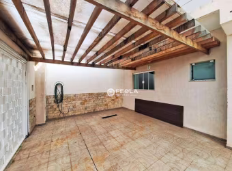 Casa com 3 dormitórios à venda, 236 m² por R$ 799.000,00 - Parque Universitário - Americana/SP