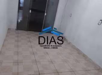 PARQUE RESIDENCIAL LAURA MOLINA CASA COM DOIS DORMITÓRIOS E QUINTAL AMPLO