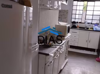 JARDIM ROBERTO SELMIDEI CASA COM DOIS DORMITÓRIOS E QUINTAL AMPLO