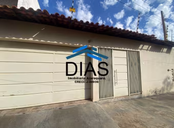 JARDIM DOS OITIS CASA QUATRO DORMITÓRIOS ESPAÇO GOURMET COM CHURRASQUEIRA