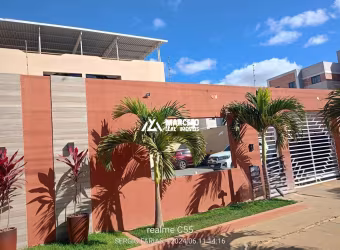 Vendo Apartamento com 105m² de área útil contendo 3 Quartos sendo  2 Suítes no B