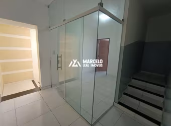 Alugo sala comercial com recepção e banheiro na Av. Alagoas livre de consumo de