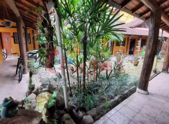 VENDE-SE | CASA EM CONDOMÍNIO FECHADO | MARTIM DE SÁ.