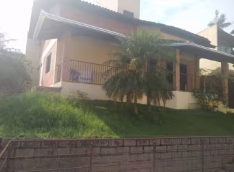 Casa com 5 quartos à venda na Arthur Nahring, 140, Escola Agrícola, Blumenau, 272 m2 por R$ 850.000
